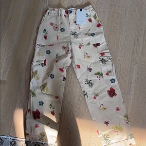 Zara Kids floral cargo pants size 10